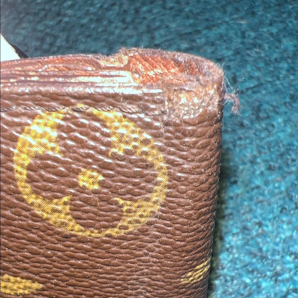 Louis Vuitton Dark Brown Monogram folding wallet - Picture 8 of 13